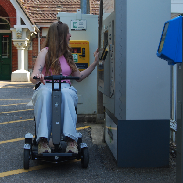 AXIS - 4-Wheel-Steer Folding Mobility Scooter