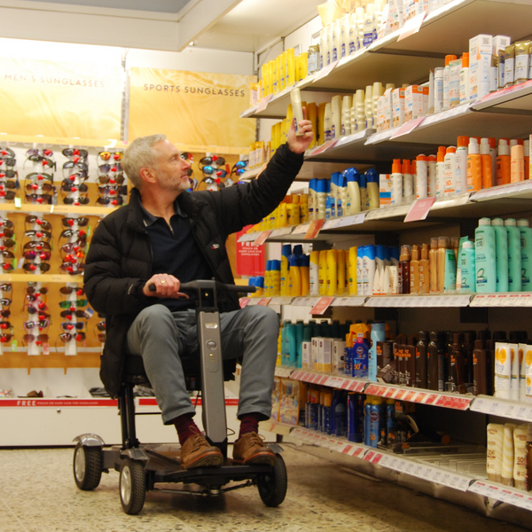 AXIS - 4-Wheel-Steer Folding Mobility Scooter
