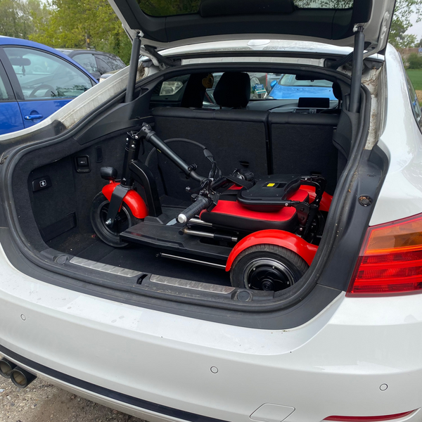 Lupin 2.0 - The Folding Mobility Scooter